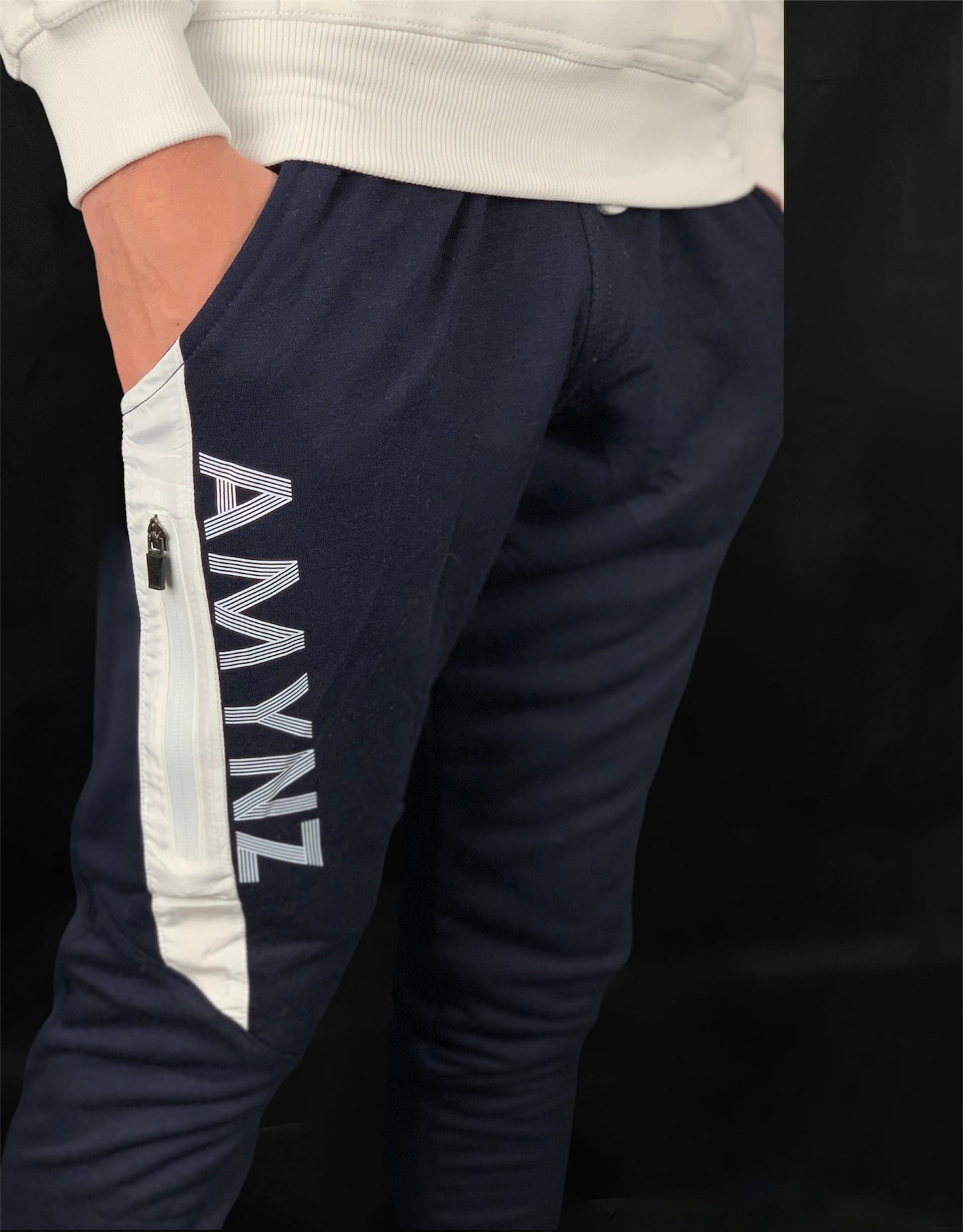 WINTER ESSENTIAL TAPERED JOGGERS X NAVY